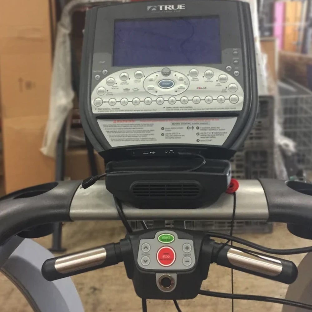 True CS800 Treadmill