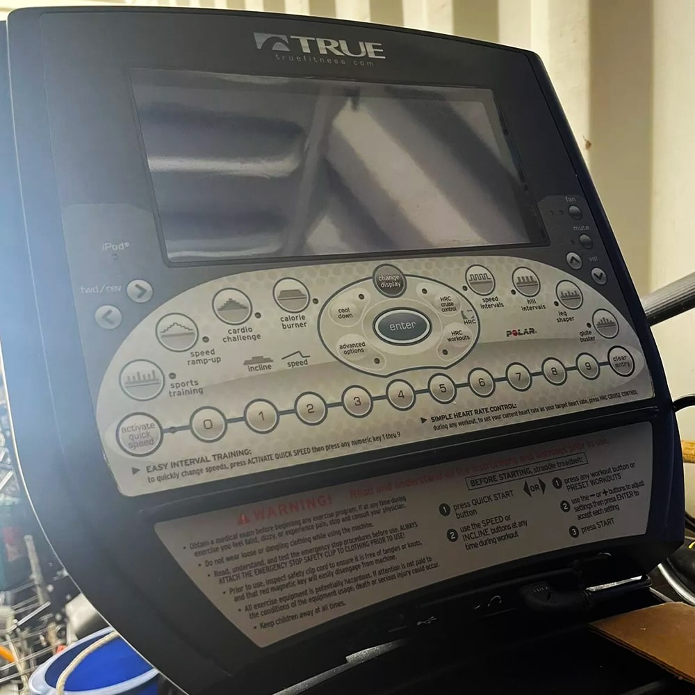 تردميل هوازی باشگاهی مدل TRUE - CS800