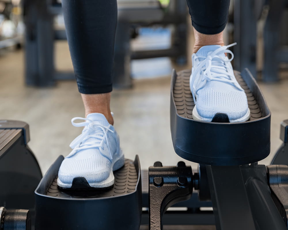 تفاوت الیپتیکال باشگاهی TRUE سری 900 با سری CS900